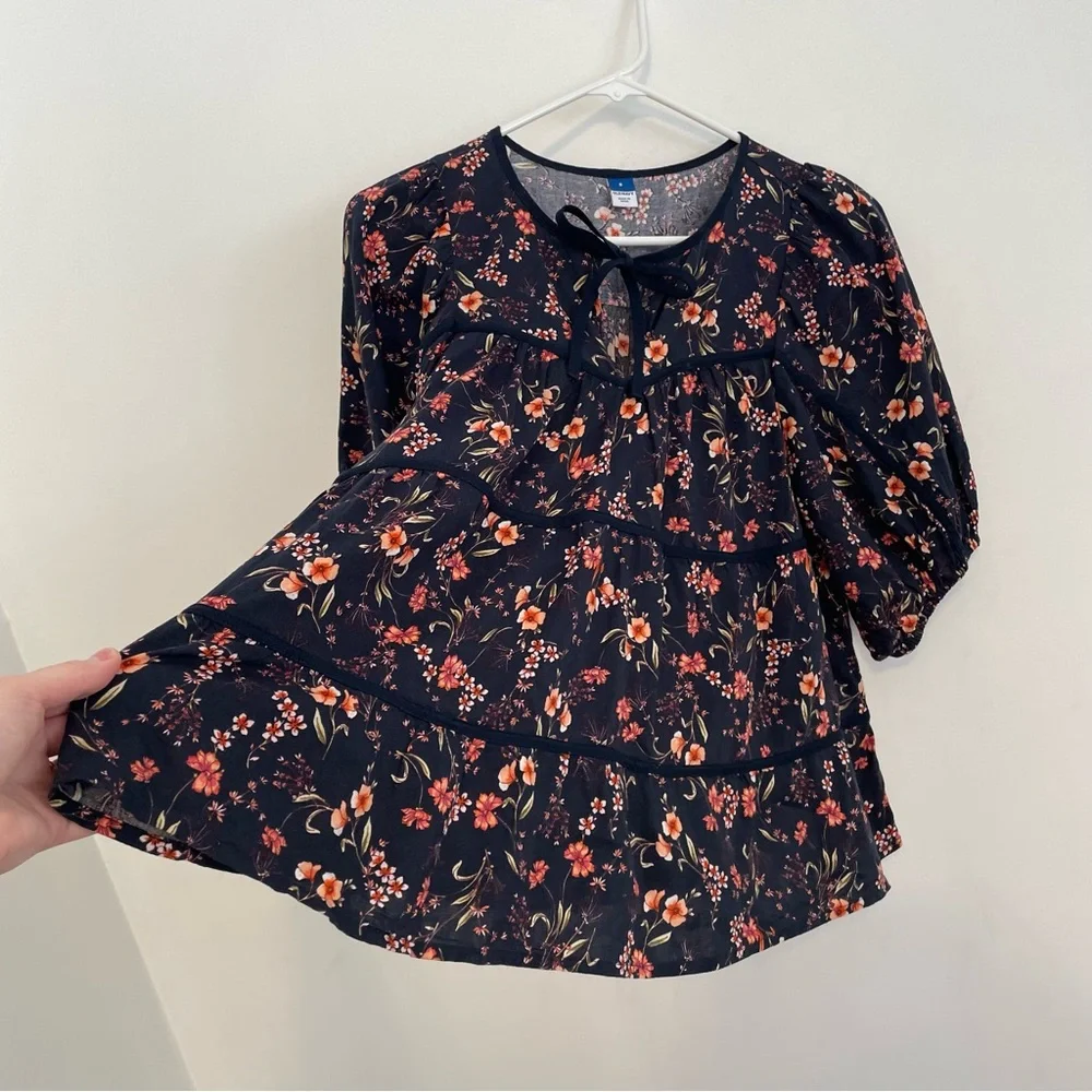 OLD NAVY Puff Sleeve Floral Tiered Swing Blouse Navy Blue Short Sleeve Peasant S